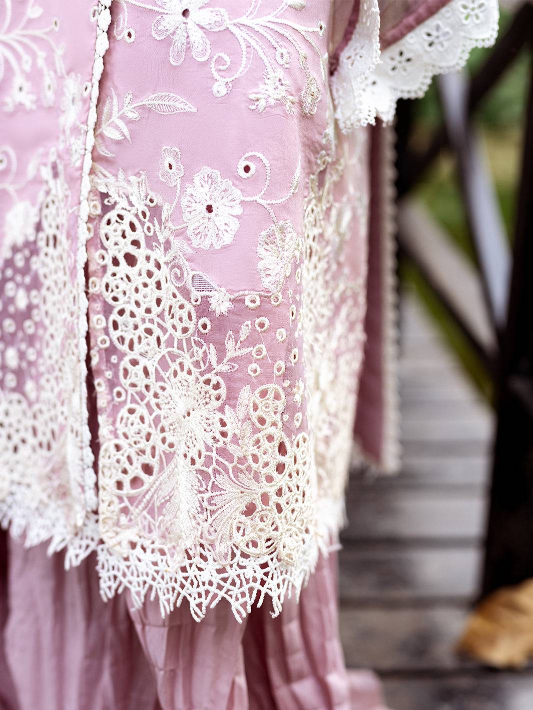 Roheenaz | Dahlia Embroidered Lawn 24 | Lily - Pakistani Designer Dress - by Roheenaz | Type: Luxury - 100% Original at Saira Sultan