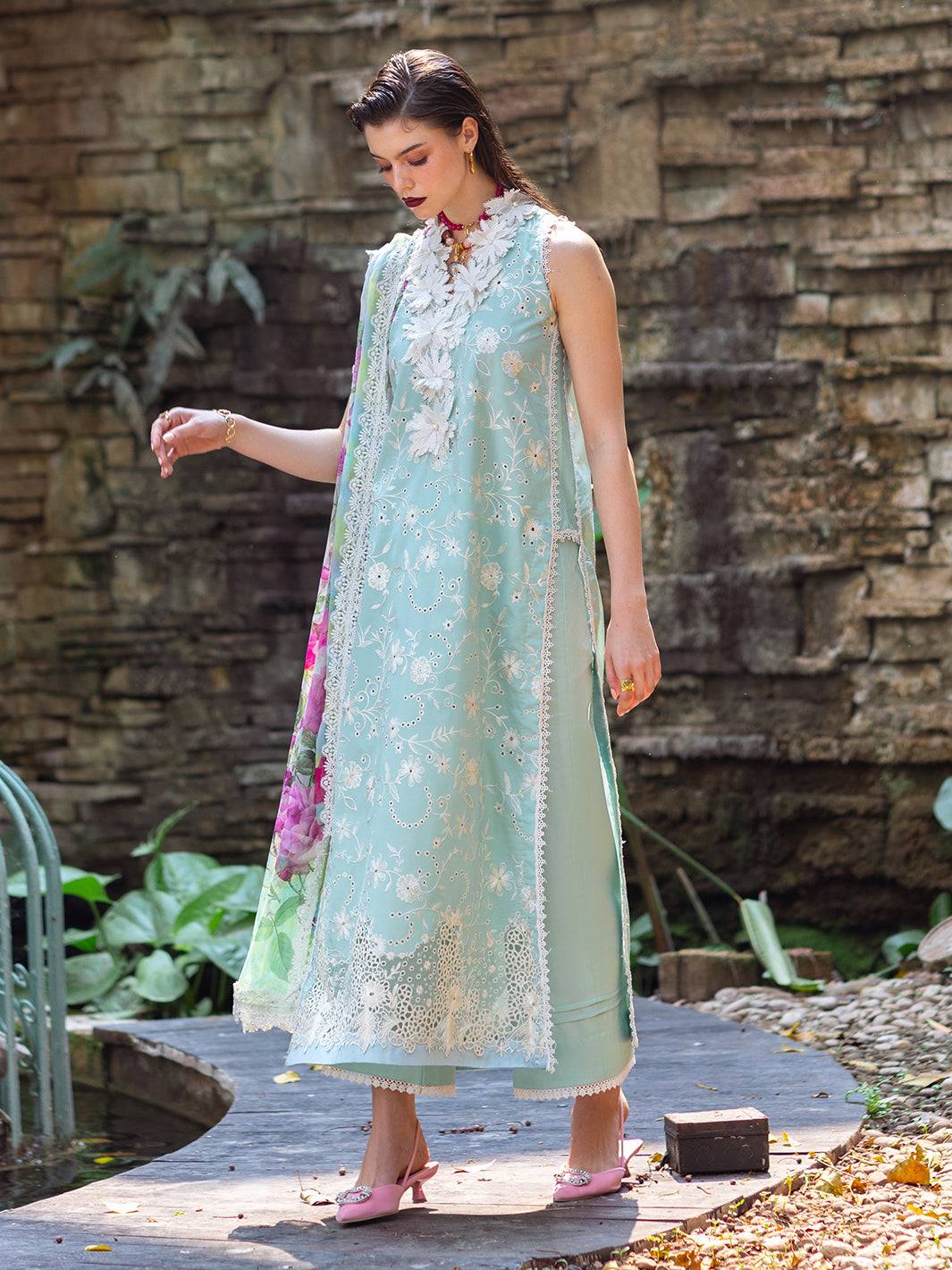 Roheenaz | Dahlia Embroidered Lawn 24 | Zinnia - Pakistani Designer Dress - by Roheenaz | Type: Luxury - 100% Original at Saira Sultan
