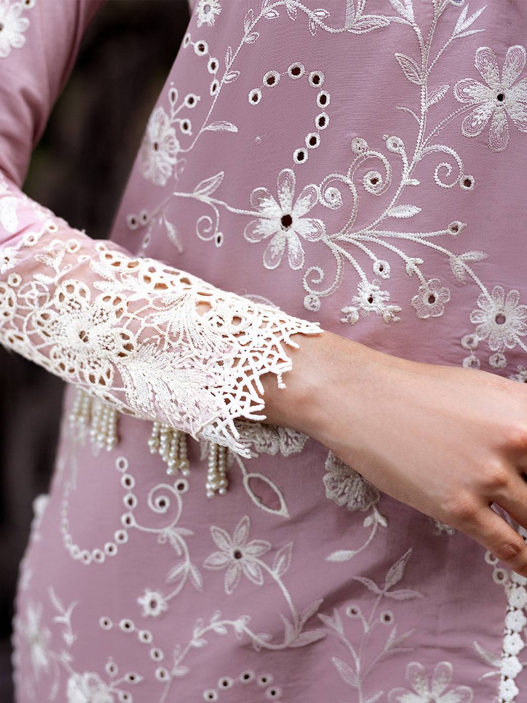 Roheenaz | Dahlia Embroidered Lawn 24 | Lily - Pakistani Designer Dress - by Roheenaz | Type: Luxury - 100% Original at Saira Sultan