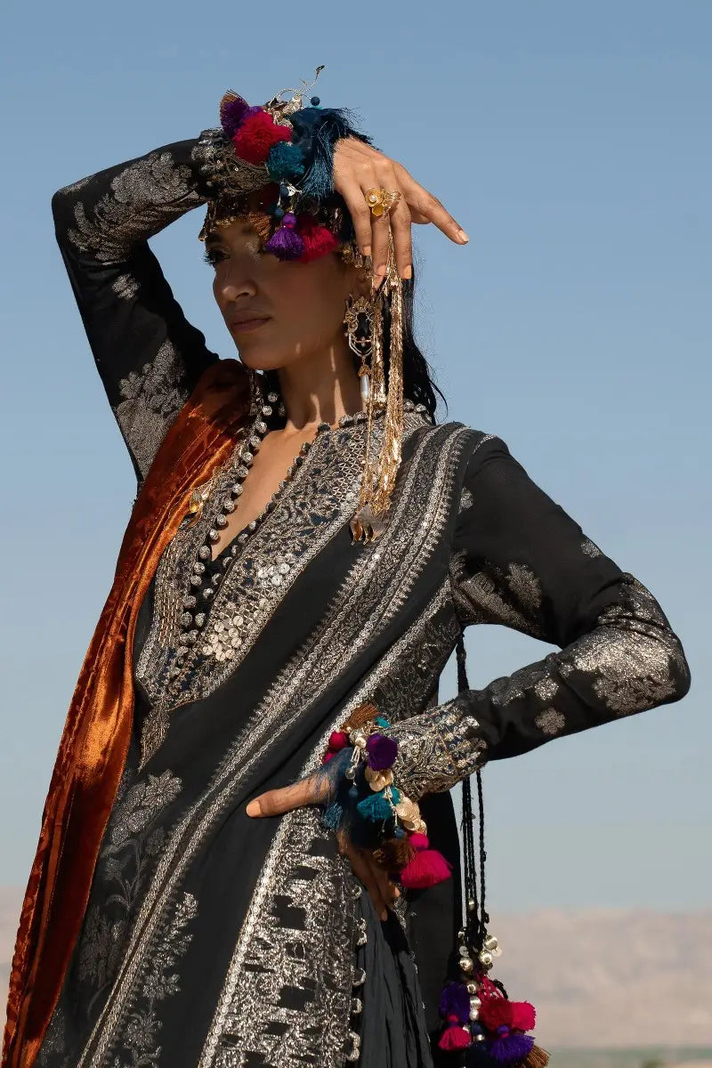 Sana Safinaz | Winter Luxury 23 | S231-001A-DF - Pakistani Designer Dress - by Sana Safinaz | Type: Luxury - 100% Original at Saira Sultan