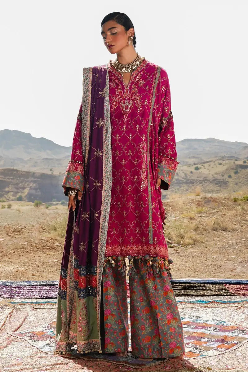 Sana Safinaz | Winter Luxury 23 | S231-004B-CP - Pakistani Designer Dress - by Sana Safinaz | Type: Luxury - 100% Original at Saira Sultan