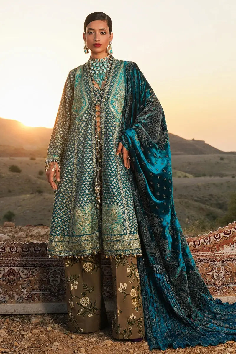 Sana Safinaz | Winter Luxury 23 | S231-007A-DE - Pakistani Designer Dress - by Sana Safinaz | Type: Luxury - 100% Original at Saira Sultan