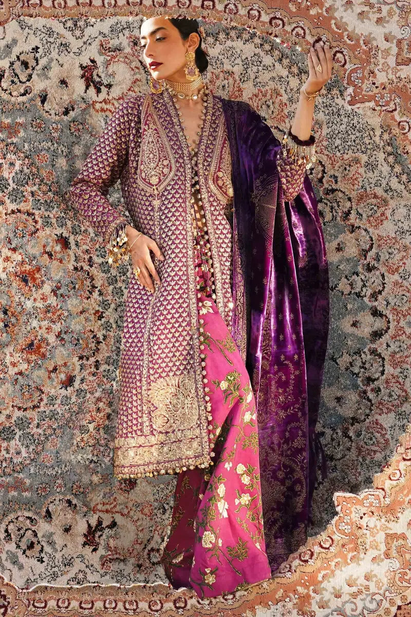 Sana Safinaz | Winter Luxury 23 | S231-007B-DE - Pakistani Designer Dress - by Sana Safinaz | Type: Luxury - 100% Original at Saira Sultan