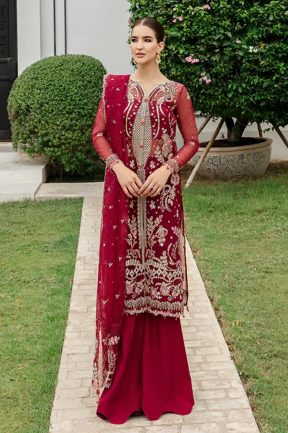 Saad Shaikh | Luminous Formals 23 | Ava - Pakistani Designer Dress - by Saad Shaikh | Type: Formal - 100% Original at Saira Sultan