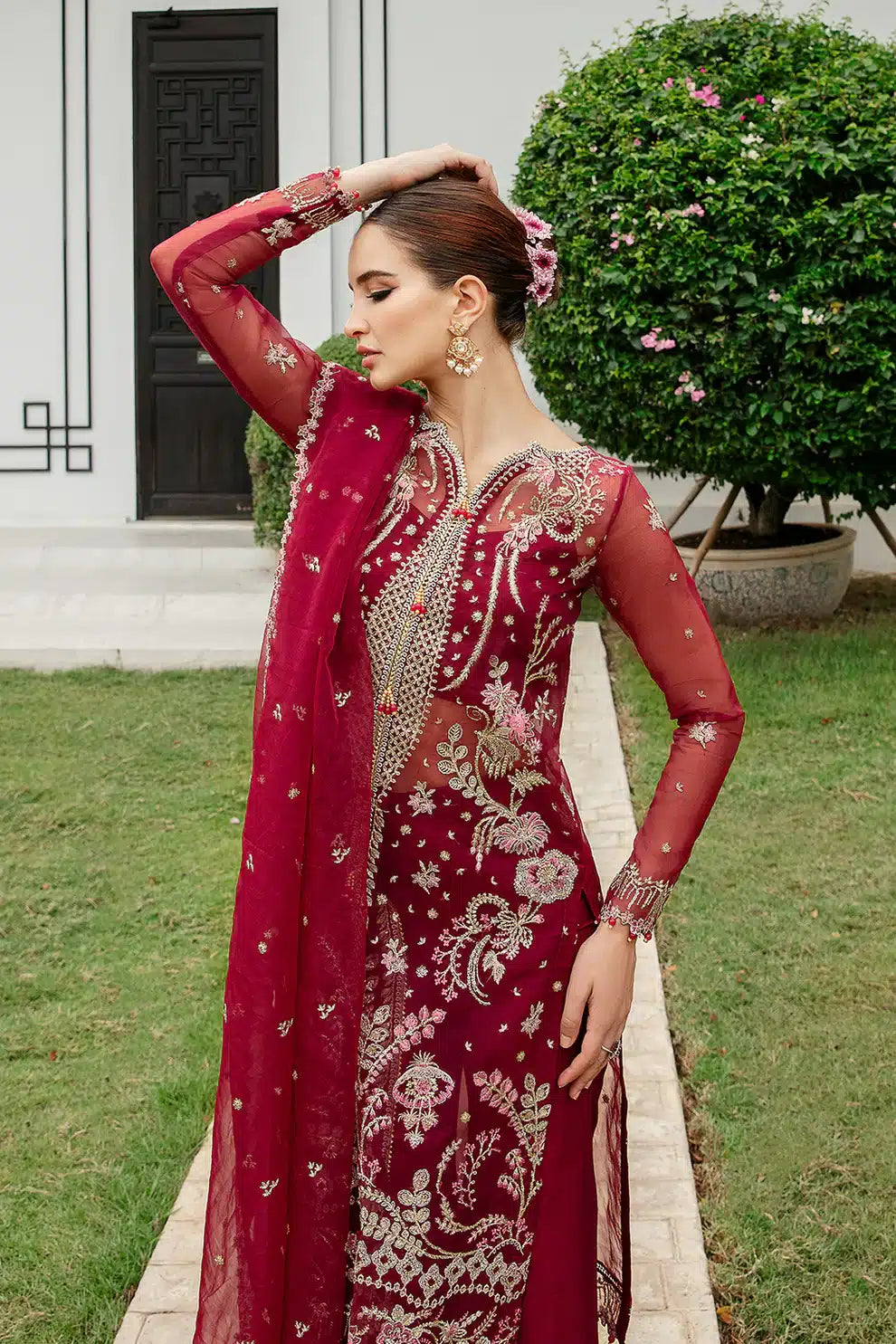 Saad Shaikh | Luminous Formals 23 | Ava - Pakistani Designer Dress - by Saad Shaikh | Type: Formal - 100% Original at Saira Sultan