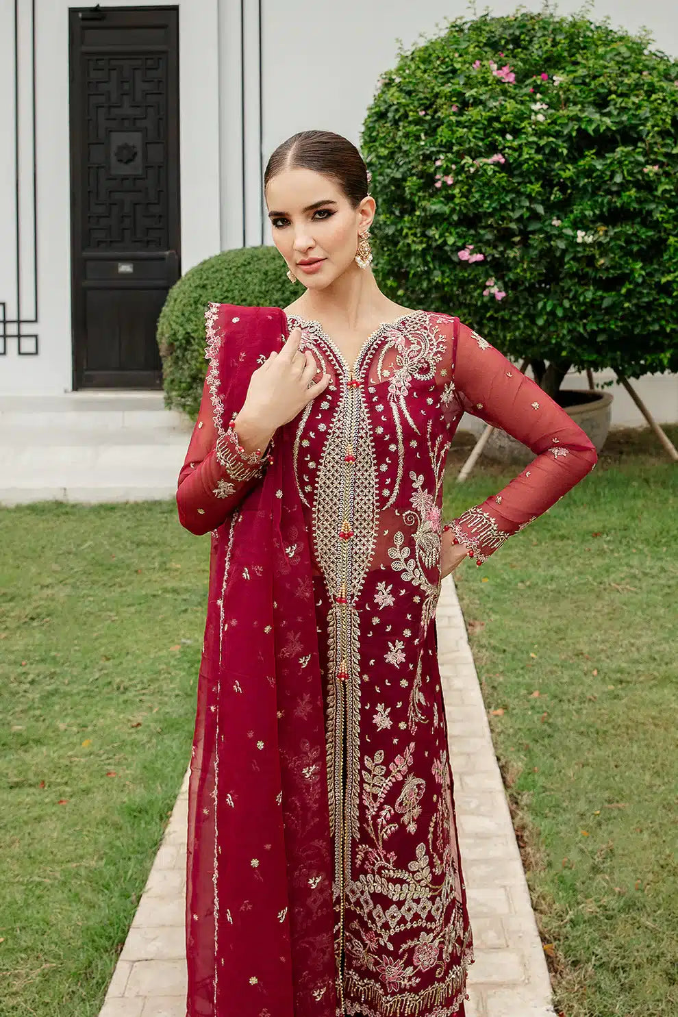Saad Shaikh | Luminous Formals 23 | Ava - Pakistani Designer Dress - by Saad Shaikh | Type: Formal - 100% Original at Saira Sultan