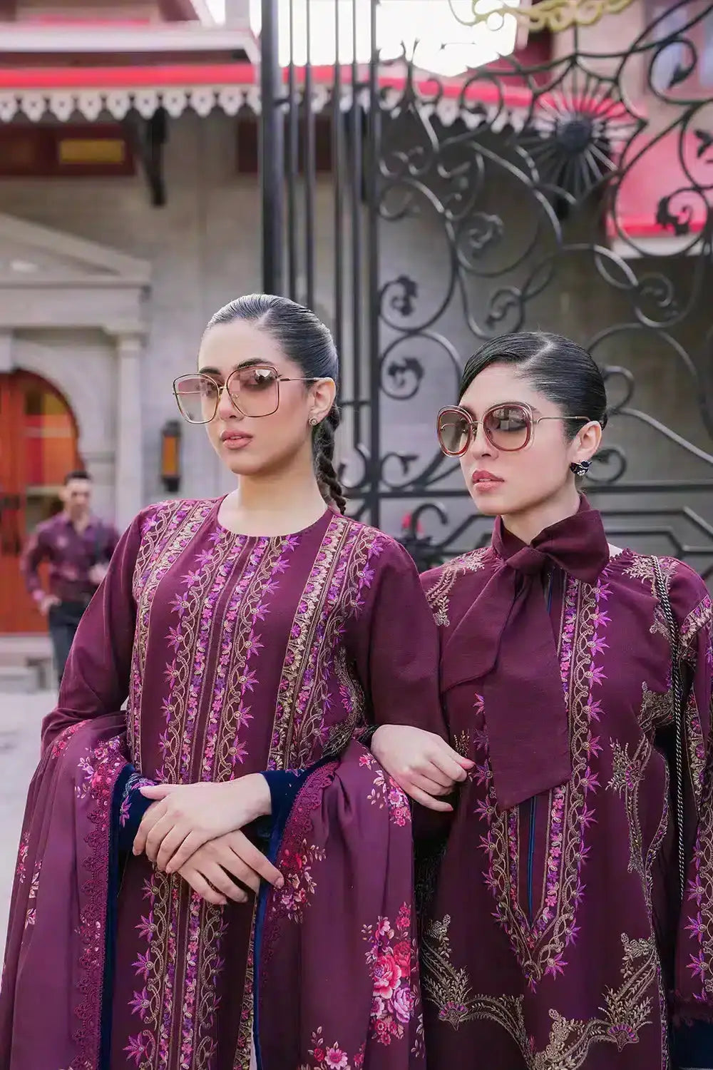 Saira Rizwan | Winter 23 | ZAYNEM SR-02 - Pakistani Designer Dress - by Saira Rizwan | Type: Luxury - 100% Original at Saira Sultan
