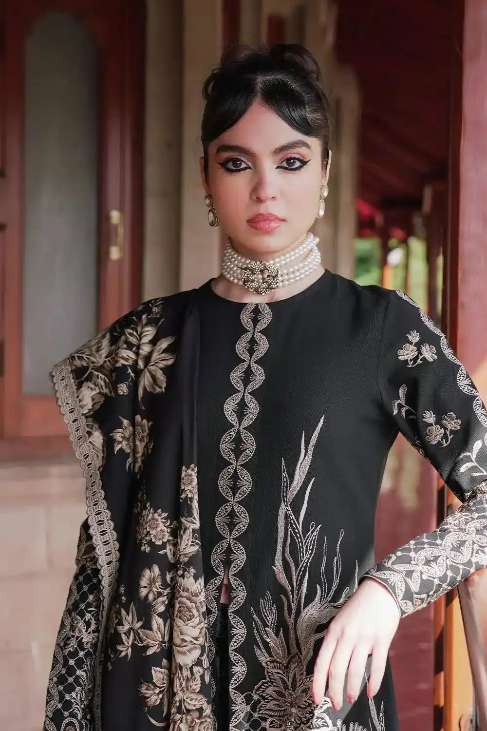 Saira Rizwan | Winter 23 | SALINA SR-05 - Pakistani Designer Dress - by Saira Rizwan | Type: Luxury - 100% Original at Saira Sultan