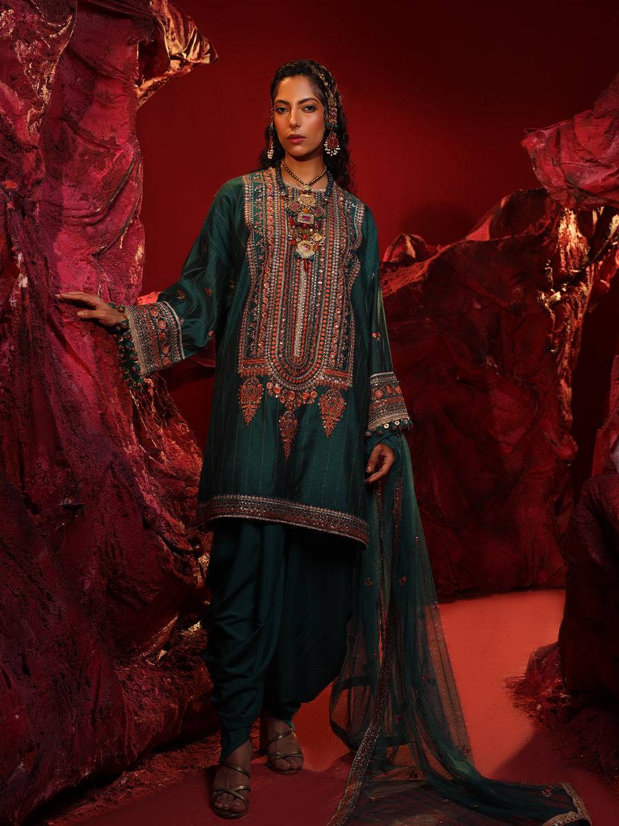 Salitex | Luxury Wear 24 | 41 - Pakistani Designer Dress - by Salitex | Type: Luxury - 100% Original at Saira Sultan