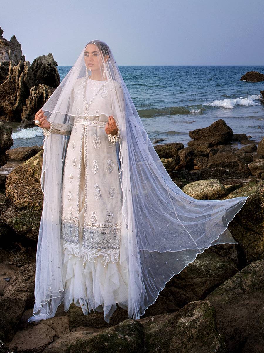 Salitex | Luxury Wear 24 | 33 - Pakistani Designer Dress - by Salitex | Type: Luxury - 100% Original at Saira Sultan