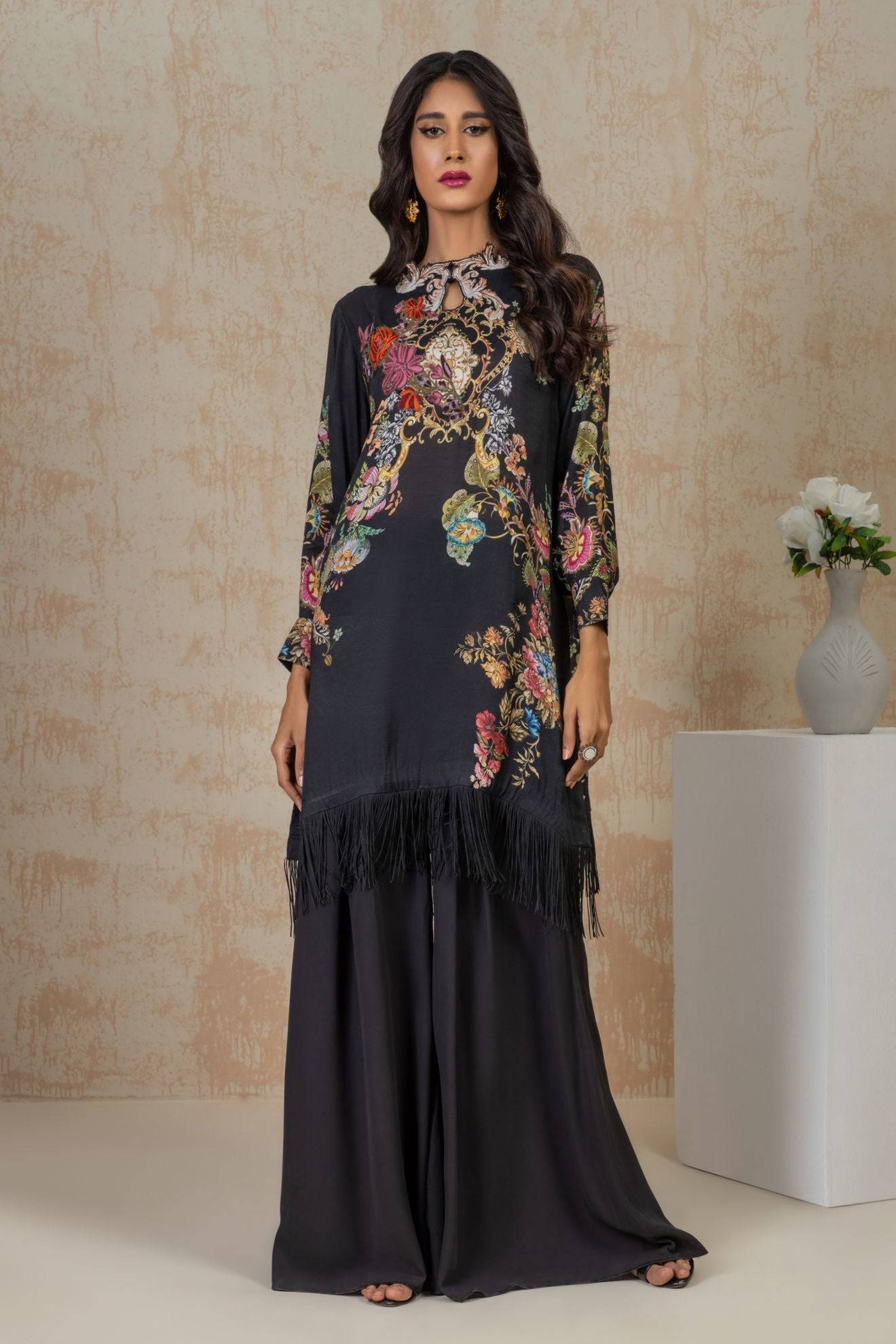 Shamaeel Ansari | Daily Pret Wear | ECK-22 - Pakistani Designer Dress - by Shamaeel Ansari | Type: Luxury - 100% Original at Saira Sultan
