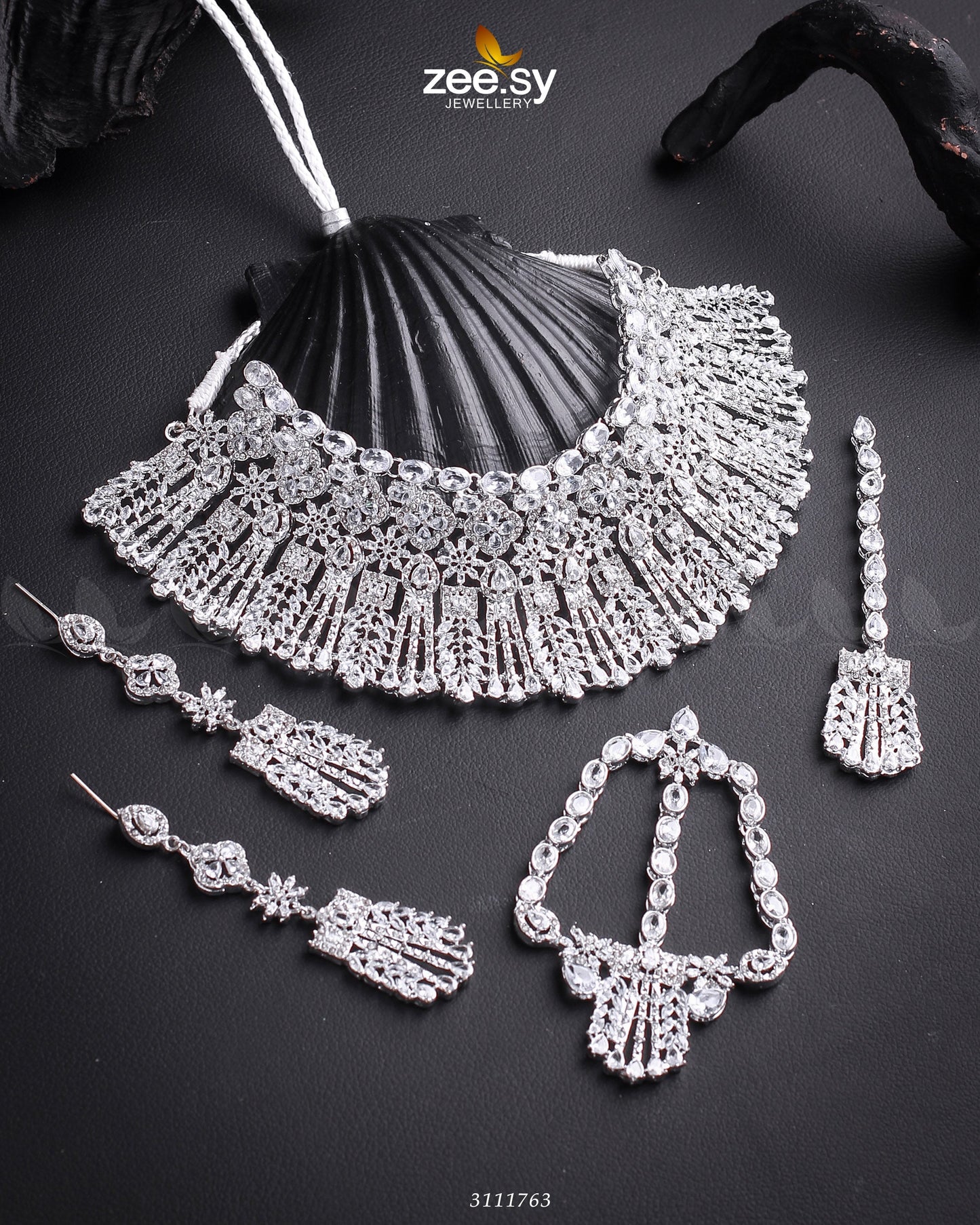 Momina Bridal Sets Silver White