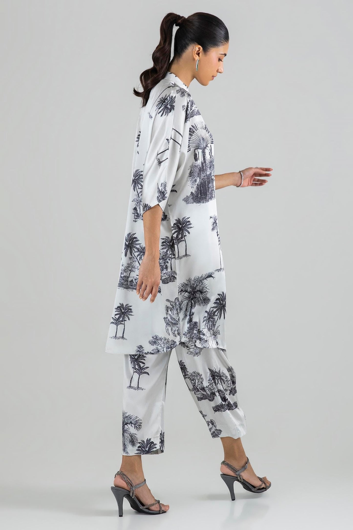 Sana Safinaz | Silk Tunics | SS24STP142P2T M White Poly Satin