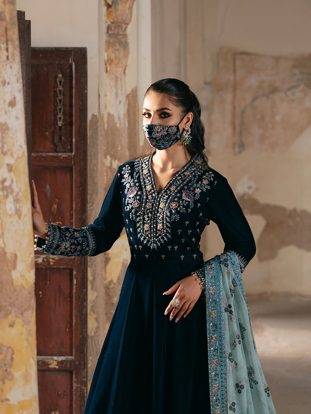 Flossie | Siara Velvet Formals | V-101 XL Teal Blue Velvet