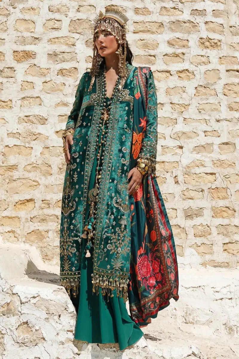 Sana Safinaz | Winter Luxury 23 | V231-002-CP - Pakistani Designer Dress - by Sana Safinaz | Type: Luxury - 100% Original at Saira Sultan