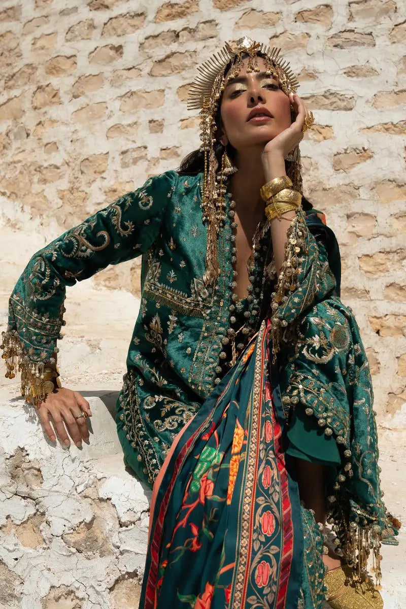 Sana Safinaz | Winter Luxury 23 | V231-002-CP - Pakistani Designer Dress - by Sana Safinaz | Type: Luxury - 100% Original at Saira Sultan