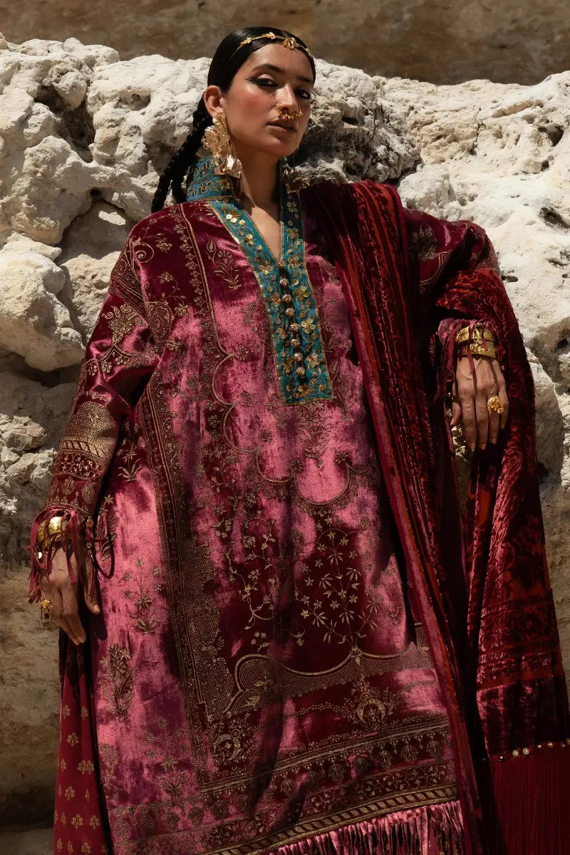 Sana Safinaz | Winter Luxury 23 | V231-006-CO - Pakistani Designer Dress - by Sana Safinaz | Type: Luxury - 100% Original at Saira Sultan