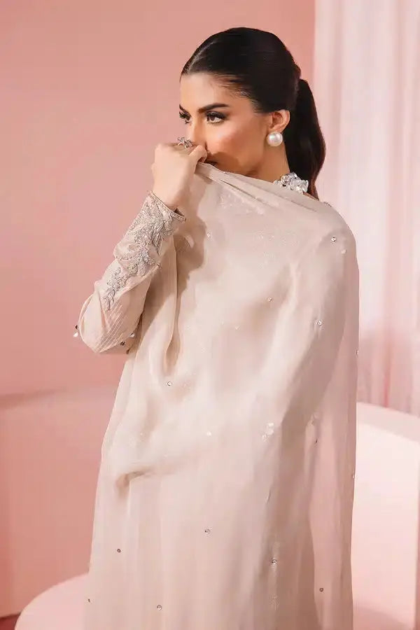 Vanya | Dolce Luxury Formal 23 | DL-21 - Pakistani Designer Dress - by Vanya | Type: Formal - 100% Original at Saira Sultan