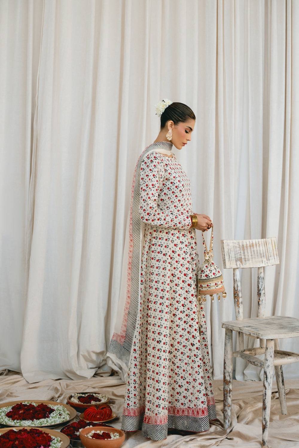 Vintage | Eid Edit 24 | Raania - Pakistani Designer Dress - by Vintage | Type: Luxury - 100% Original at Saira Sultan