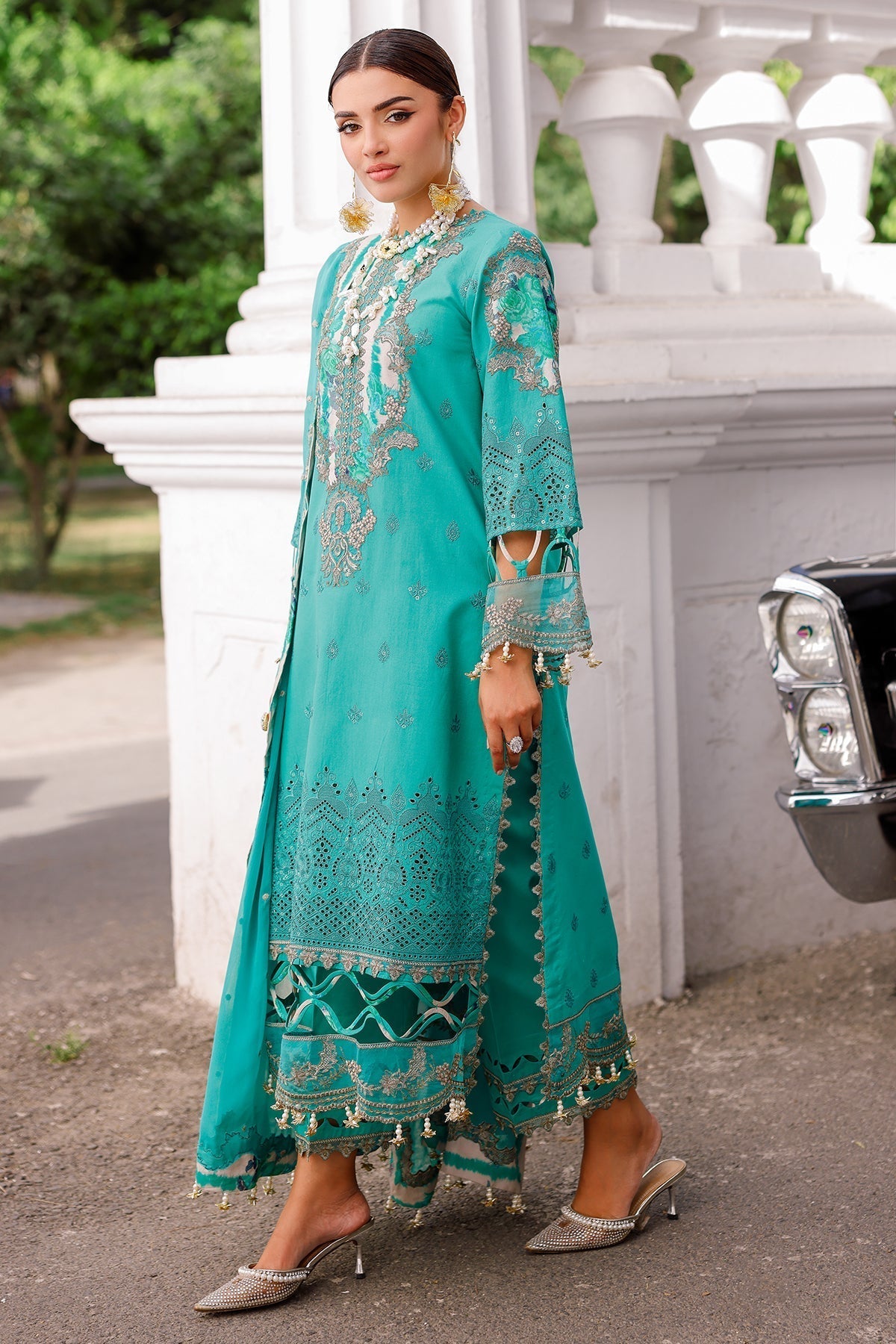 Charizma | Tabeer Lawn Vol 25 | CT5-15 L Teal Lawn