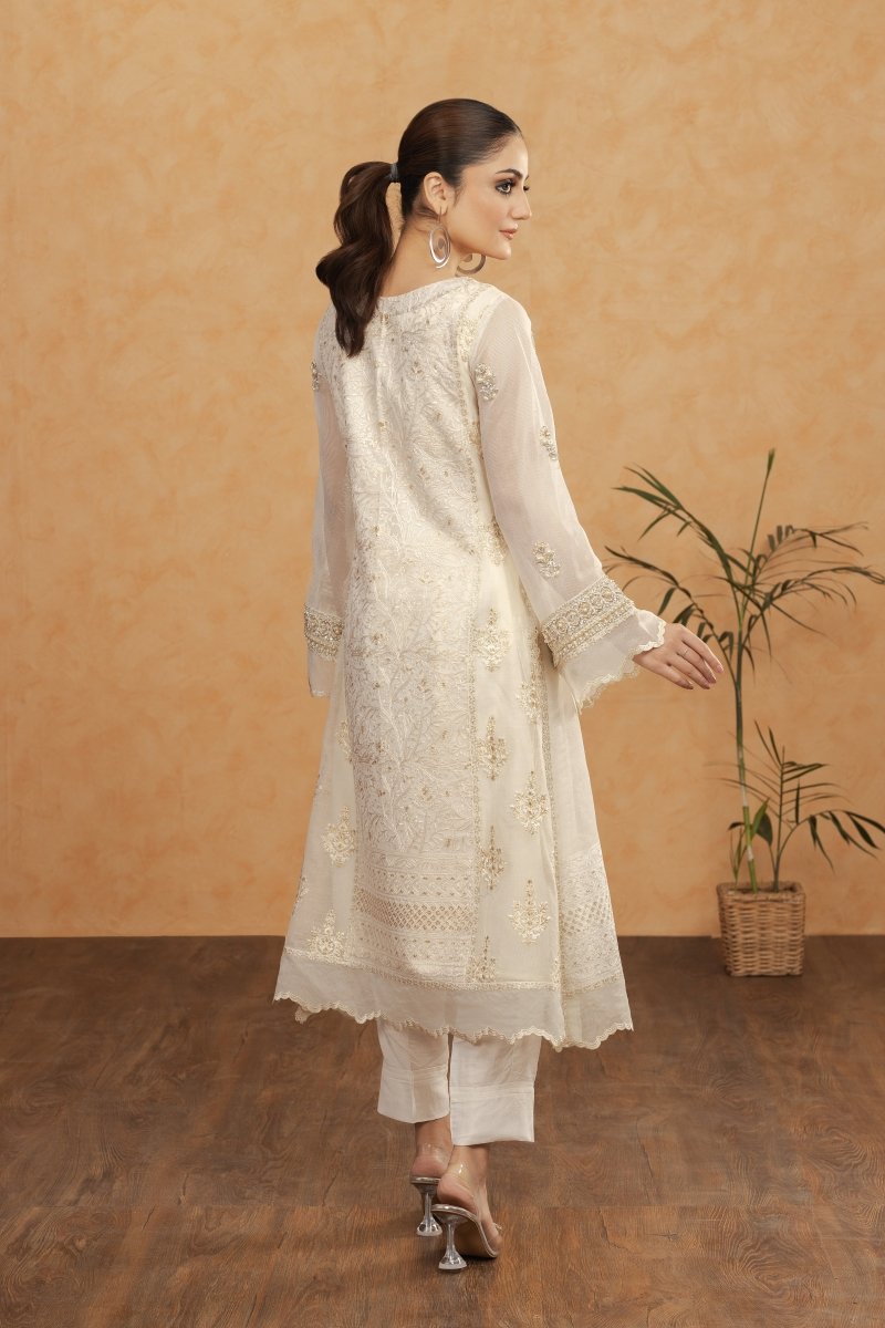 Panache | Pret | White Beauty