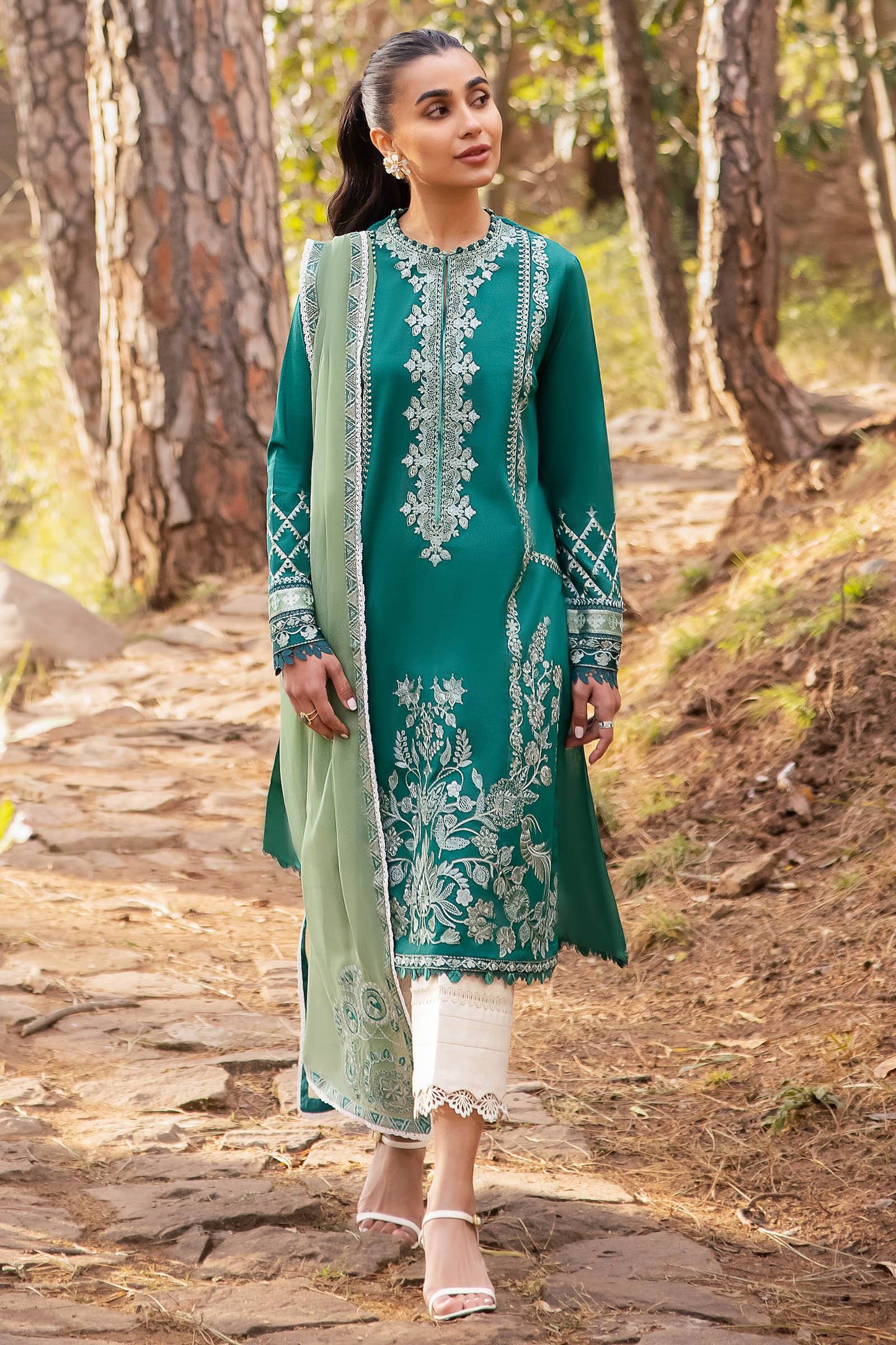 Zaha | Lawn 24 | VEJAH (ZL24-11 B) - Pakistani Designer Dress - by Zaha | Type: Luxury - 100% Original at Saira Sultan