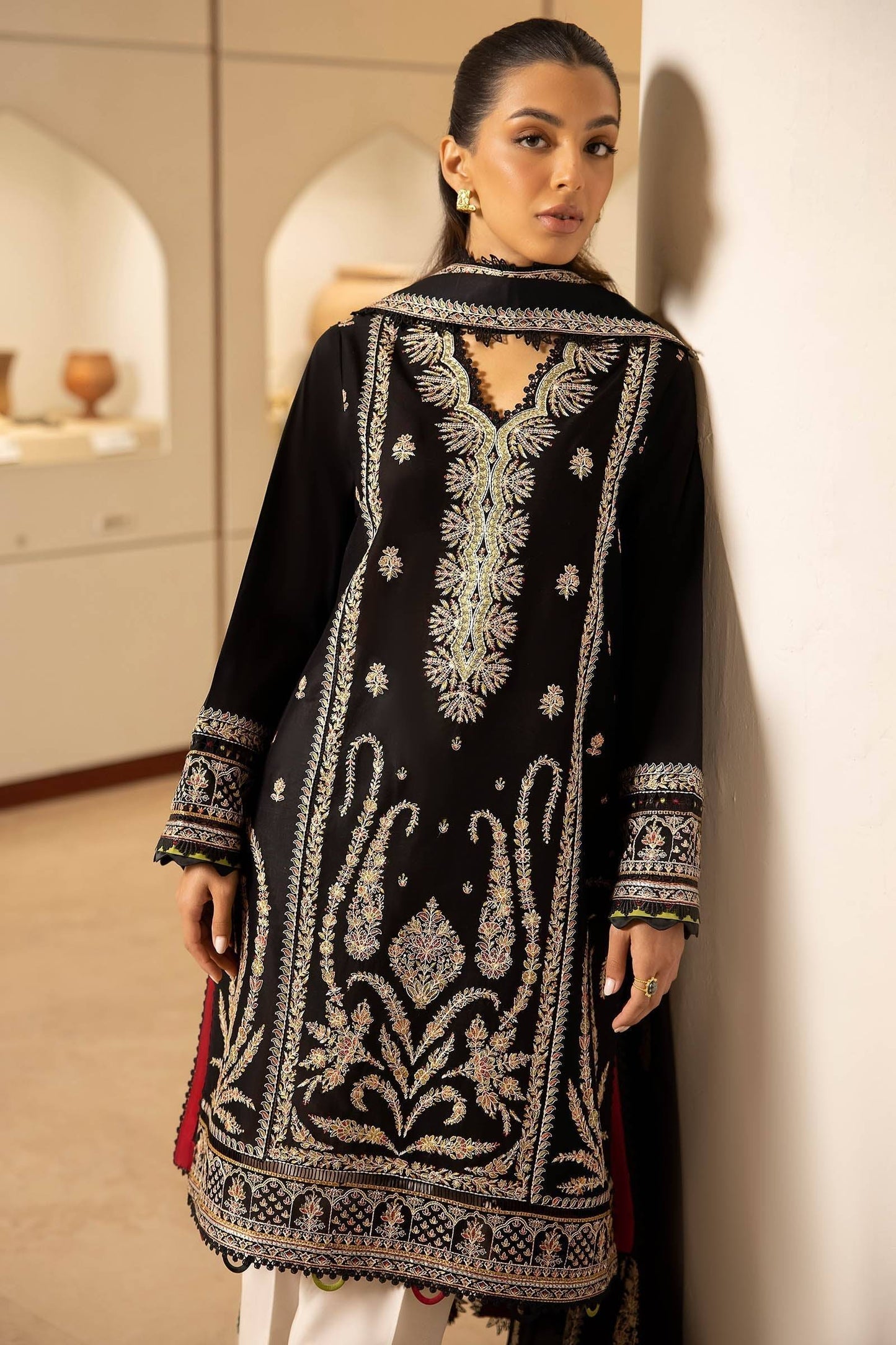 Zaha | Lawn 24 | ELANIA (ZL24-09 B) - Pakistani Designer Dress - by Zaha | Type: Luxury - 100% Original at Saira Sultan