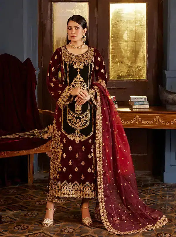 Zainab Chottani | Luxury Velvet Collection 23 | Ziba - Pakistani Designer Dress - by Zainab Chottani | Type: Formal - 100% Original at Saira Sultan