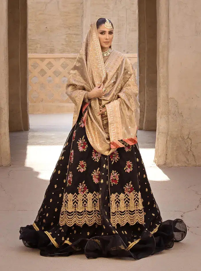 Zainab Chottani | Wedding Festive 23 | Dilbahar - Pakistani Designer Dress - by Zainab Chottani | Type: Bridal - 100% Original at Saira Sultan