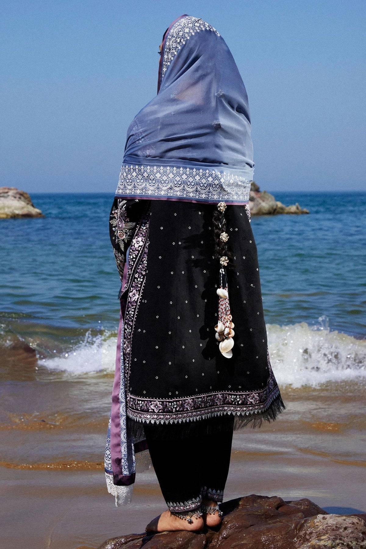 Zara Shahjahan | Luxury Lawn 24 | SIFFA-4B - Pakistani Designer Dress - by Zara Shahjahan | Type: Luxury - 100% Original at Saira Sultan