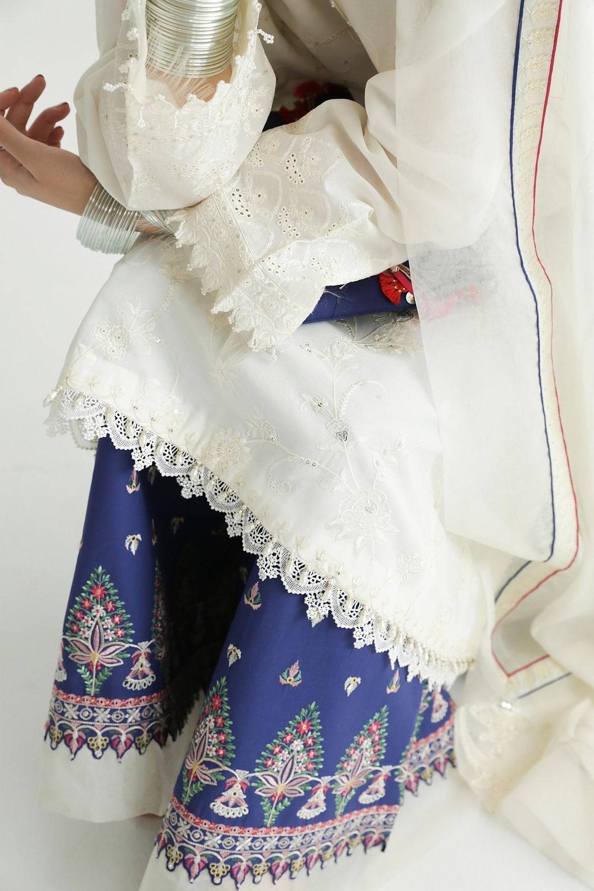 Zara Shahjahan | Luxury Lawn 24 | DEENA-12B - Pakistani Designer Dress - by Zara shahjahan | Type: Luxury - 100% Original at Saira Sultan