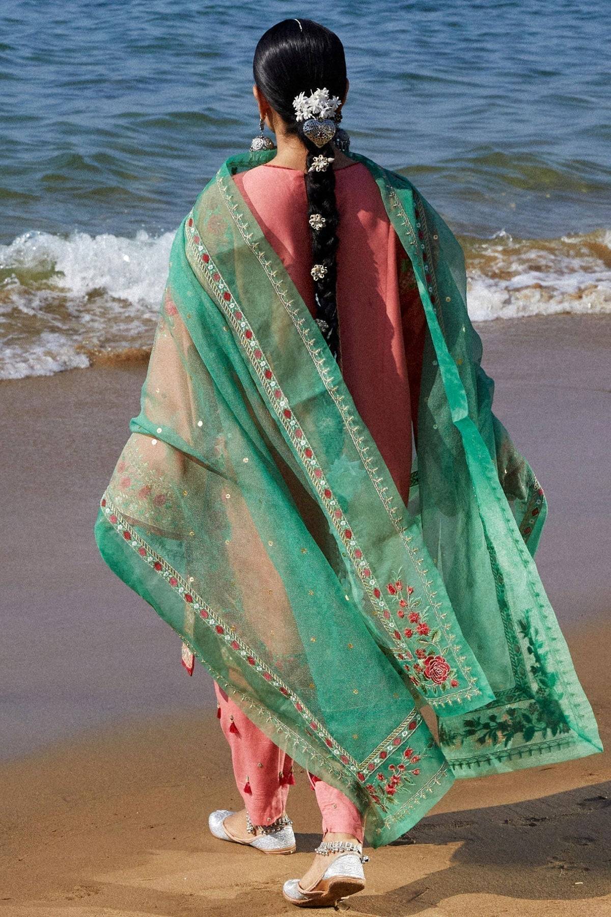 Zara Shahjahan | Luxury Lawn 24 | JIYA-6A - Pakistani Designer Dress - by Zara Shahjahan | Type: Luxury - 100% Original at Saira Sultan