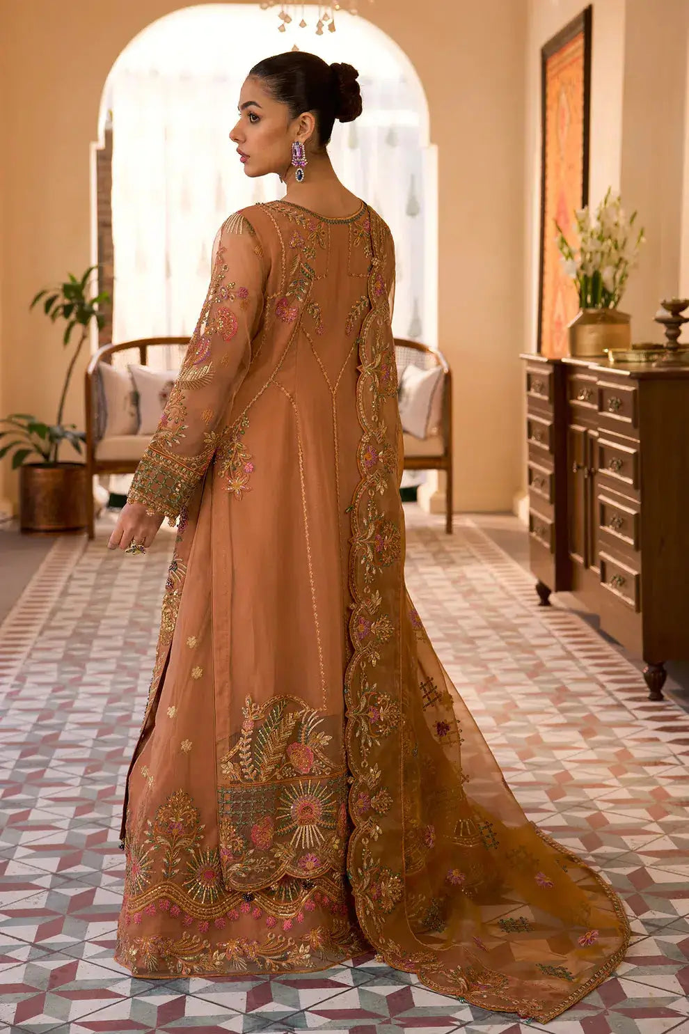 Zebtan | Luxury Formals | ZN-05 - Pakistani Designer Dress - by Zebtan | Type: Formal - 100% Original at Saira Sultan