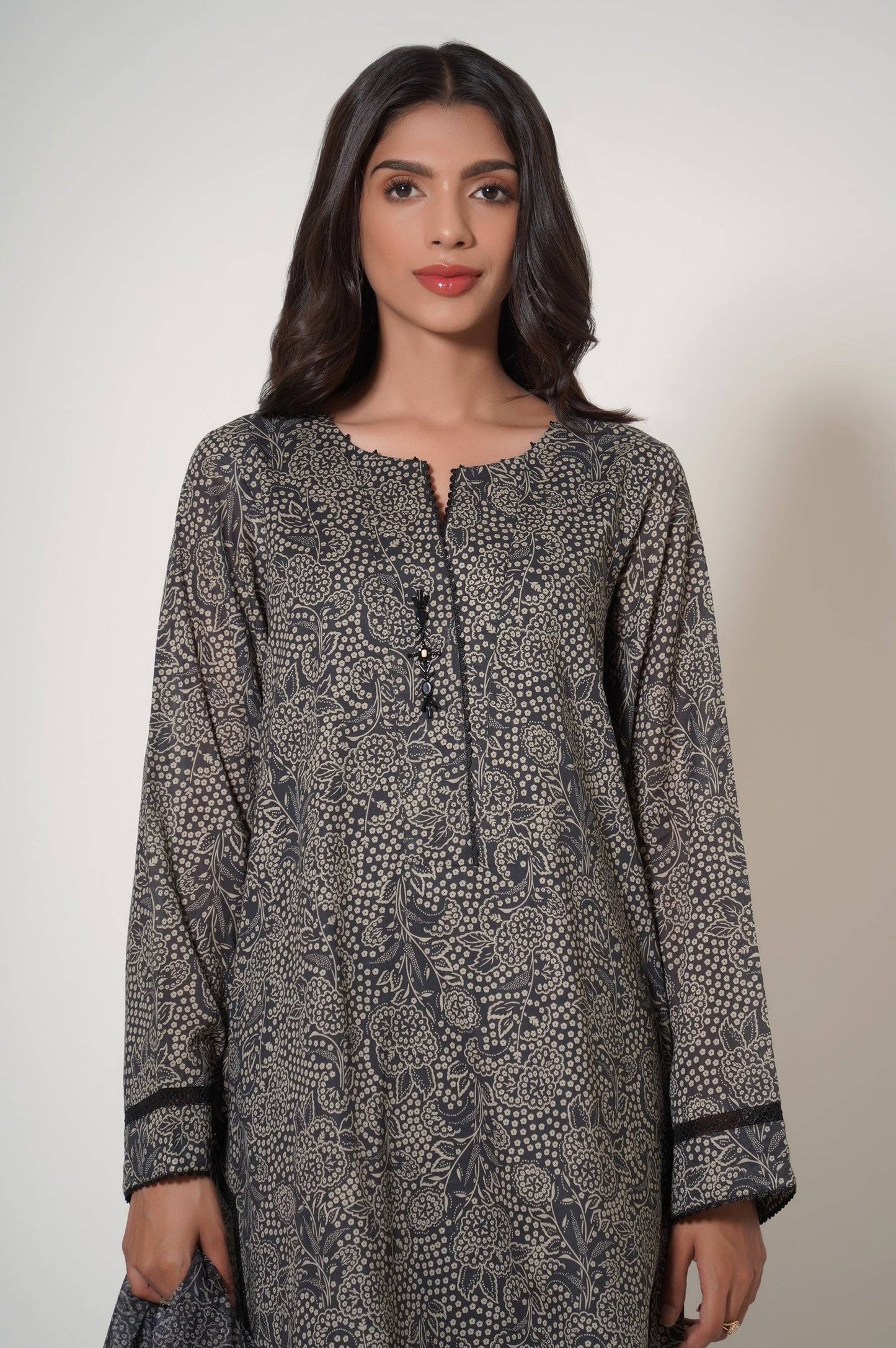 Zeen | Summer Collection 24 | 33623 - Pakistani Designer Dress - by Zeen | Type: Luxury - 100% Original at Saira Sultan