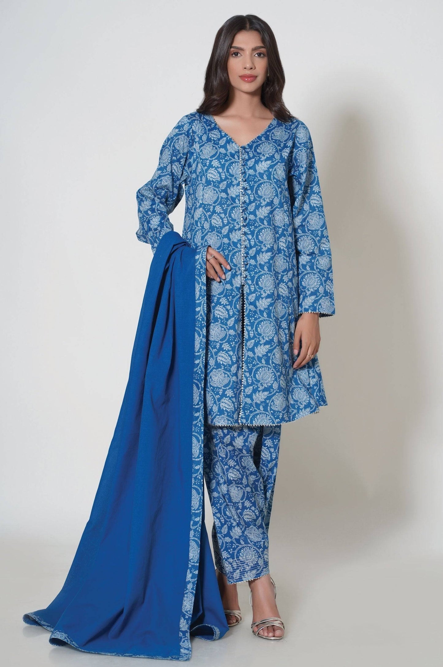 Zeen | Summer Collection 24 | 33617 - Pakistani Designer Dress - by Zeen | Type: Luxury - 100% Original at Saira Sultan