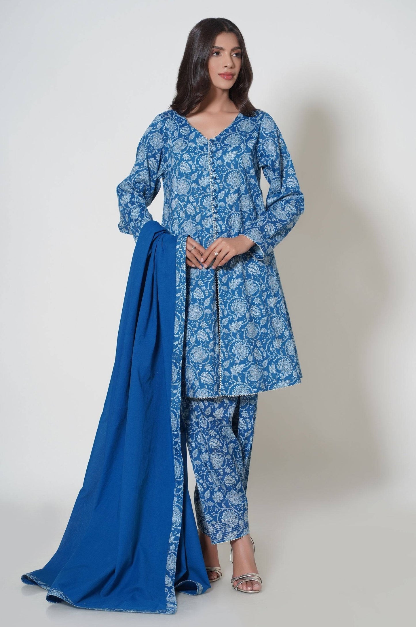 Zeen | Summer Collection 24 | 33617 - Pakistani Designer Dress - by Zeen | Type: Luxury - 100% Original at Saira Sultan