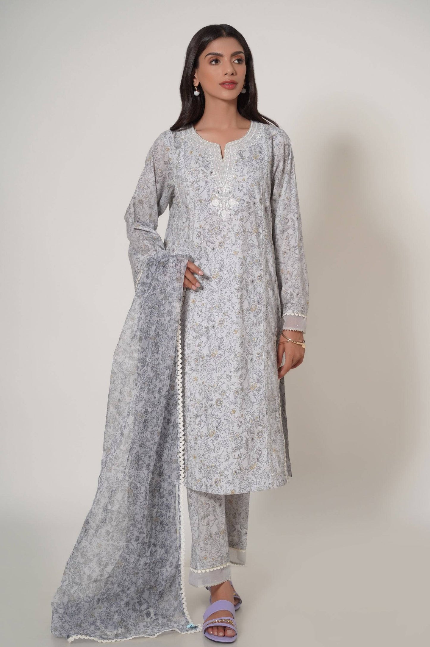 Zeen | Summer Collection 24 | 33622 - Pakistani Designer Dress - by Zeen | Type: Luxury - 100% Original at Saira Sultan