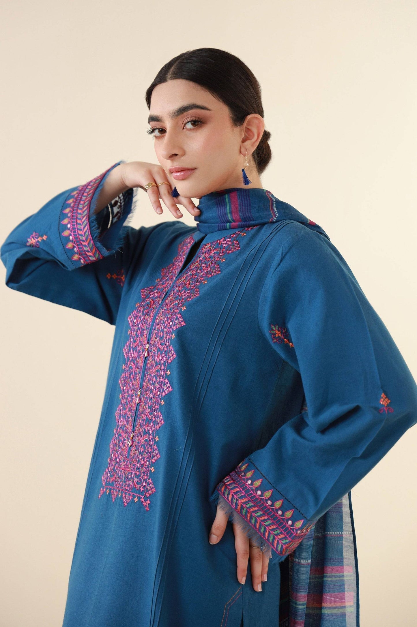 Zeen | Summer Collection 24 | 34201 - Pakistani Designer Dress - by Zeen | Type: Luxury - 100% Original at Saira Sultan