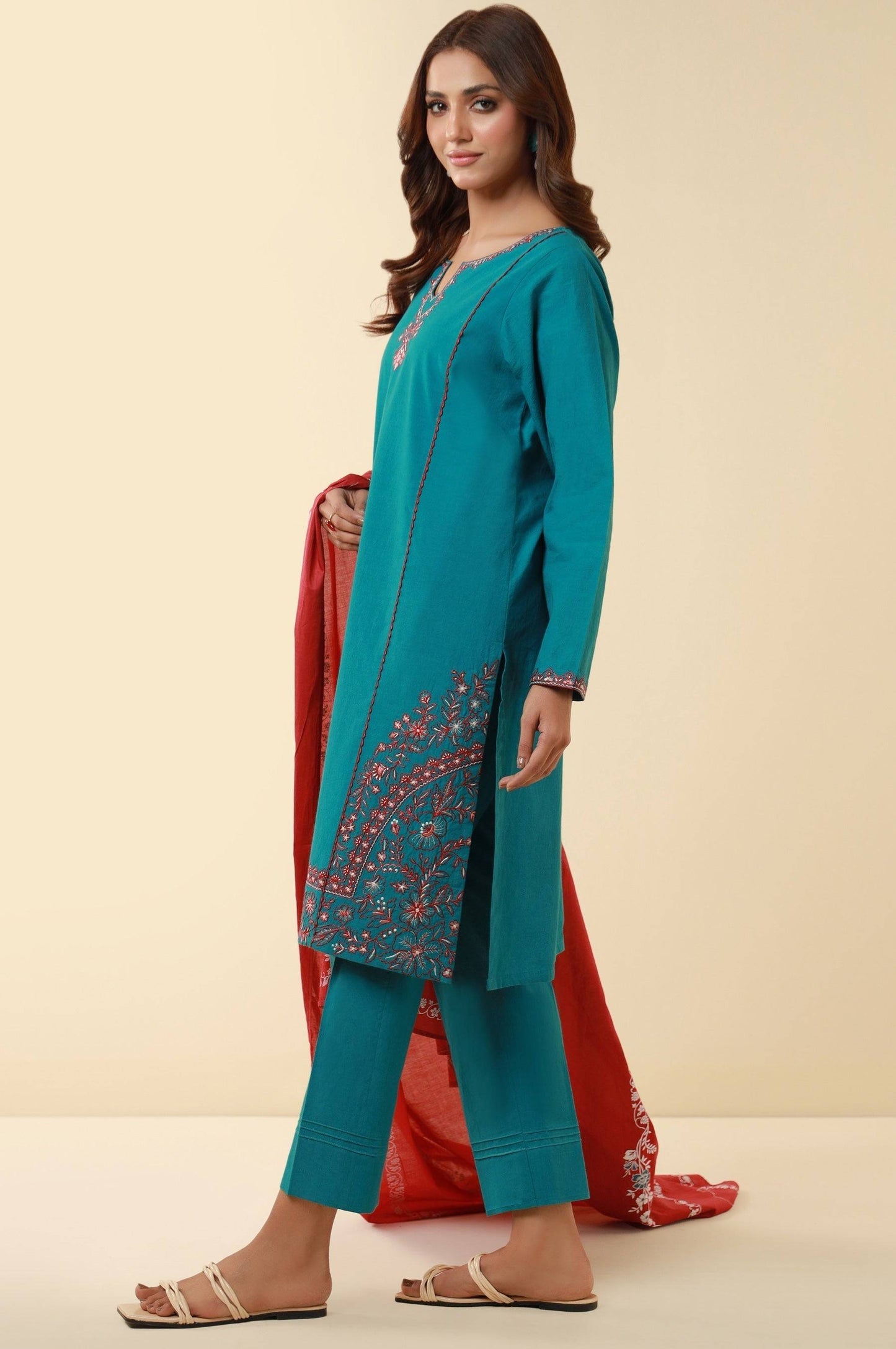 Zeen | Summer Collection 24 | 34207 - Pakistani Designer Dress - by Zeen | Type: Luxury - 100% Original at Saira Sultan