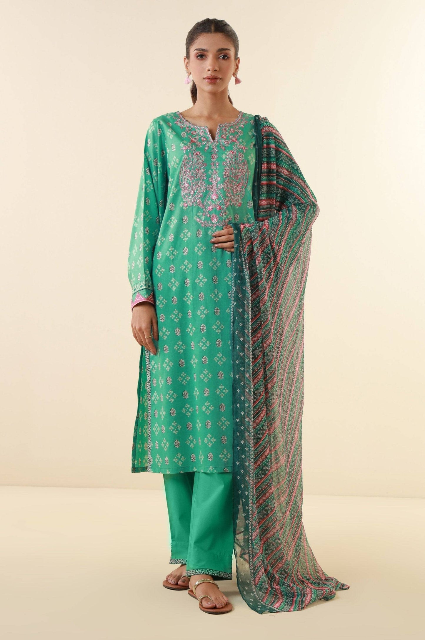 Zeen | Summer Collection 24 | 34210 - Pakistani Designer Dress - by Zeen | Type: Luxury - 100% Original at Saira Sultan