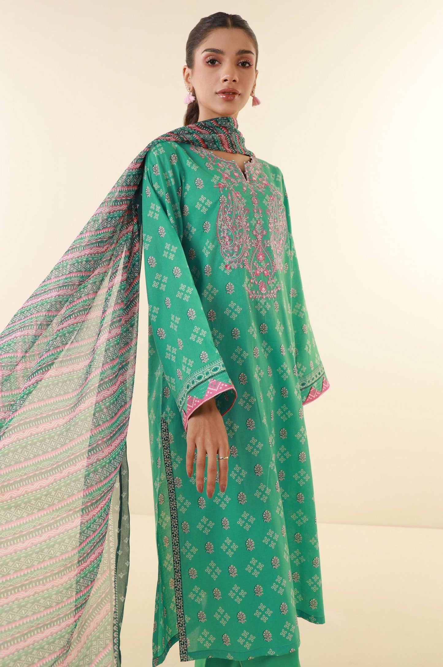 Zeen | Summer Collection 24 | 34210 - Pakistani Designer Dress - by Zeen | Type: Luxury - 100% Original at Saira Sultan