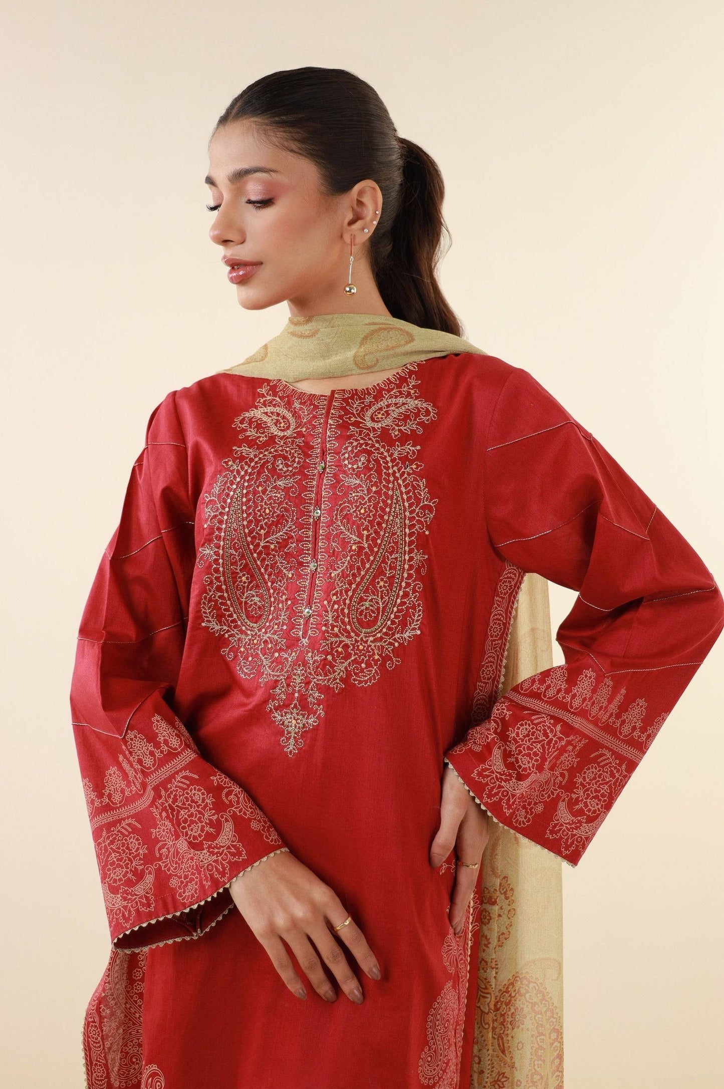 Zeen | Summer Collection 24 | 34211 - Pakistani Designer Dress - by Zeen | Type: Luxury - 100% Original at Saira Sultan