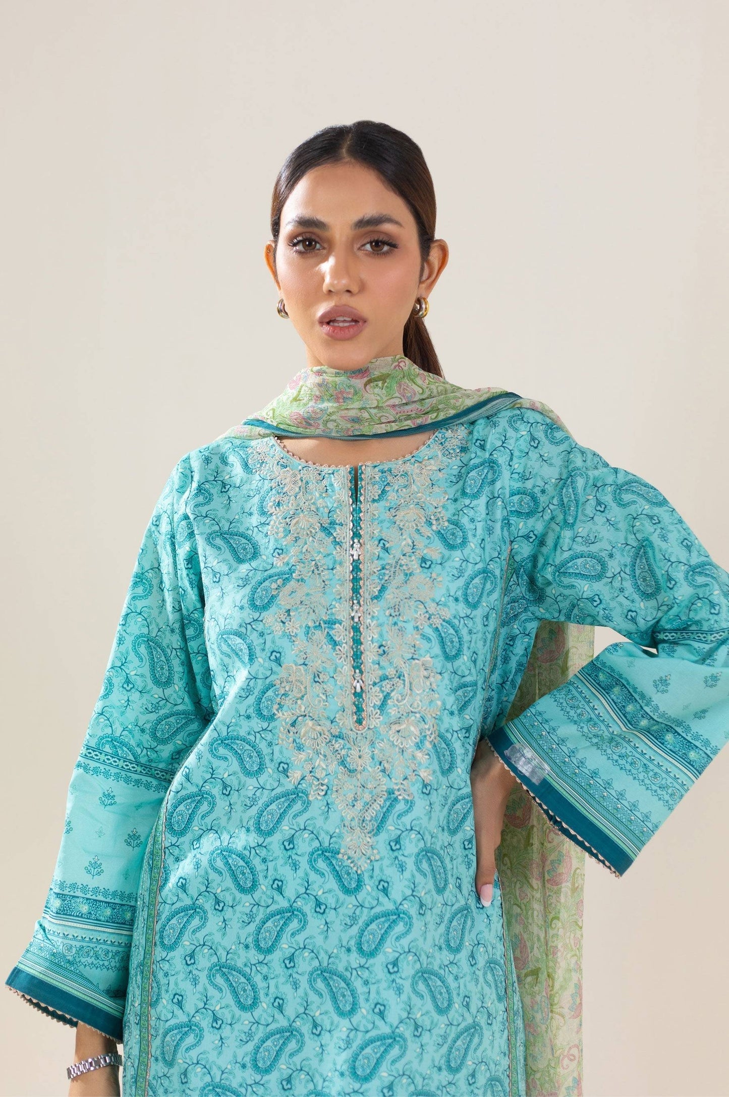 Zeen | Summer Collection 24 | 34212 - Pakistani Designer Dress - by Zeen | Type: Luxury - 100% Original at Saira Sultan