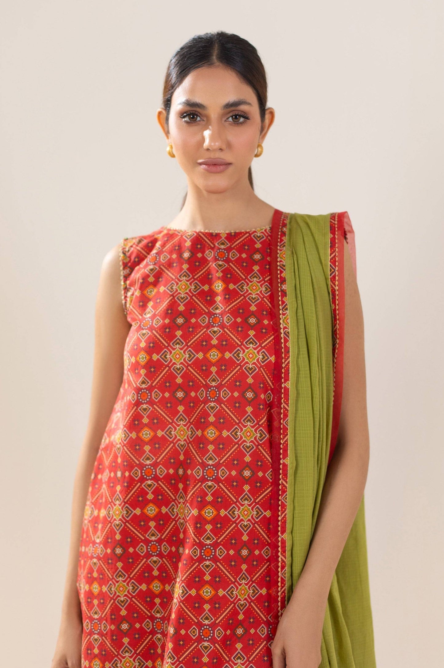 Zeen | Summer Collection 24 | 34213 - Pakistani Designer Dress - by Zeen | Type: Luxury - 100% Original at Saira Sultan