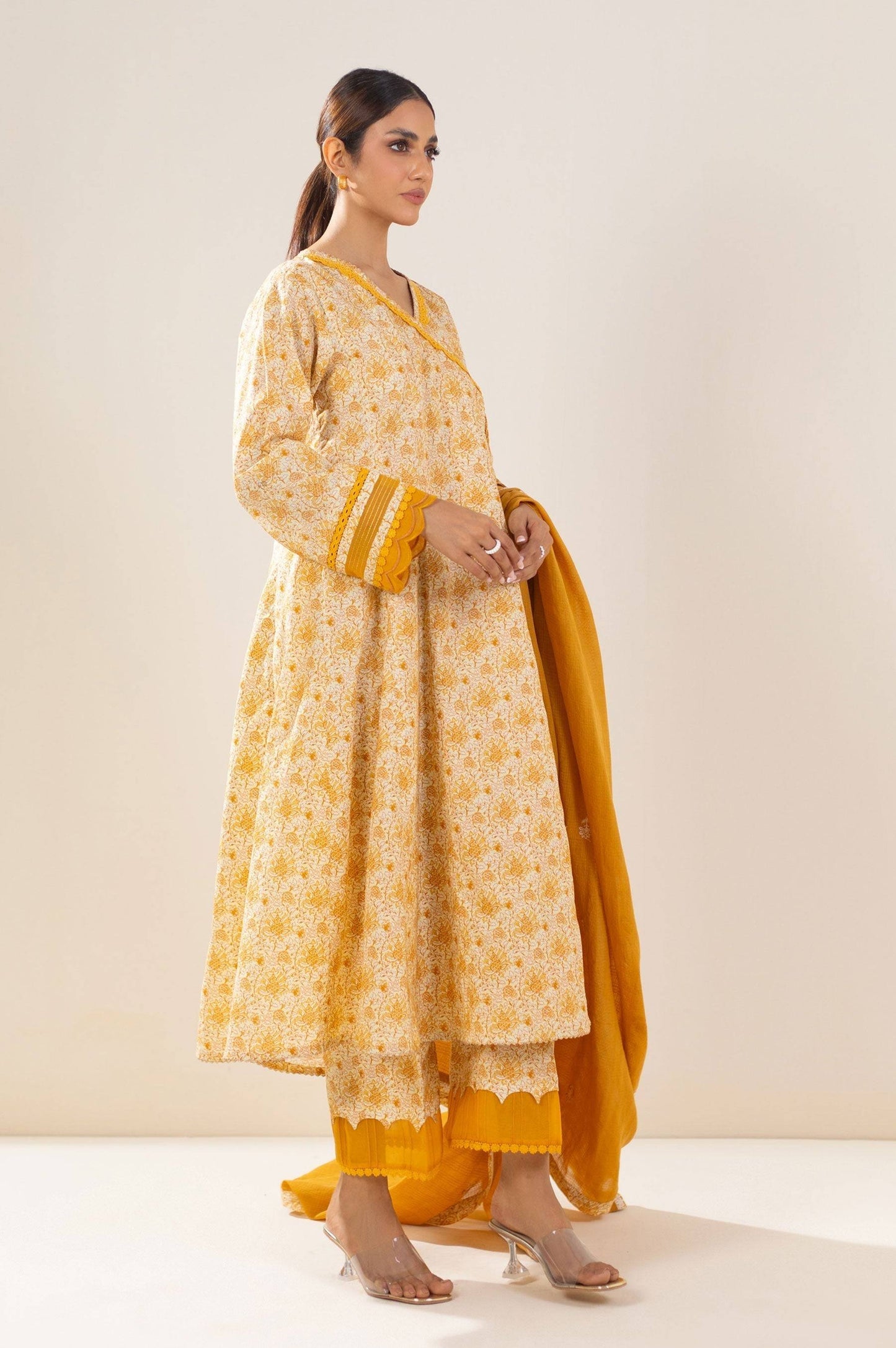 Zeen | Summer Collection 24 | 34216 - Pakistani Designer Dress - by Zeen | Type: Luxury - 100% Original at Saira Sultan