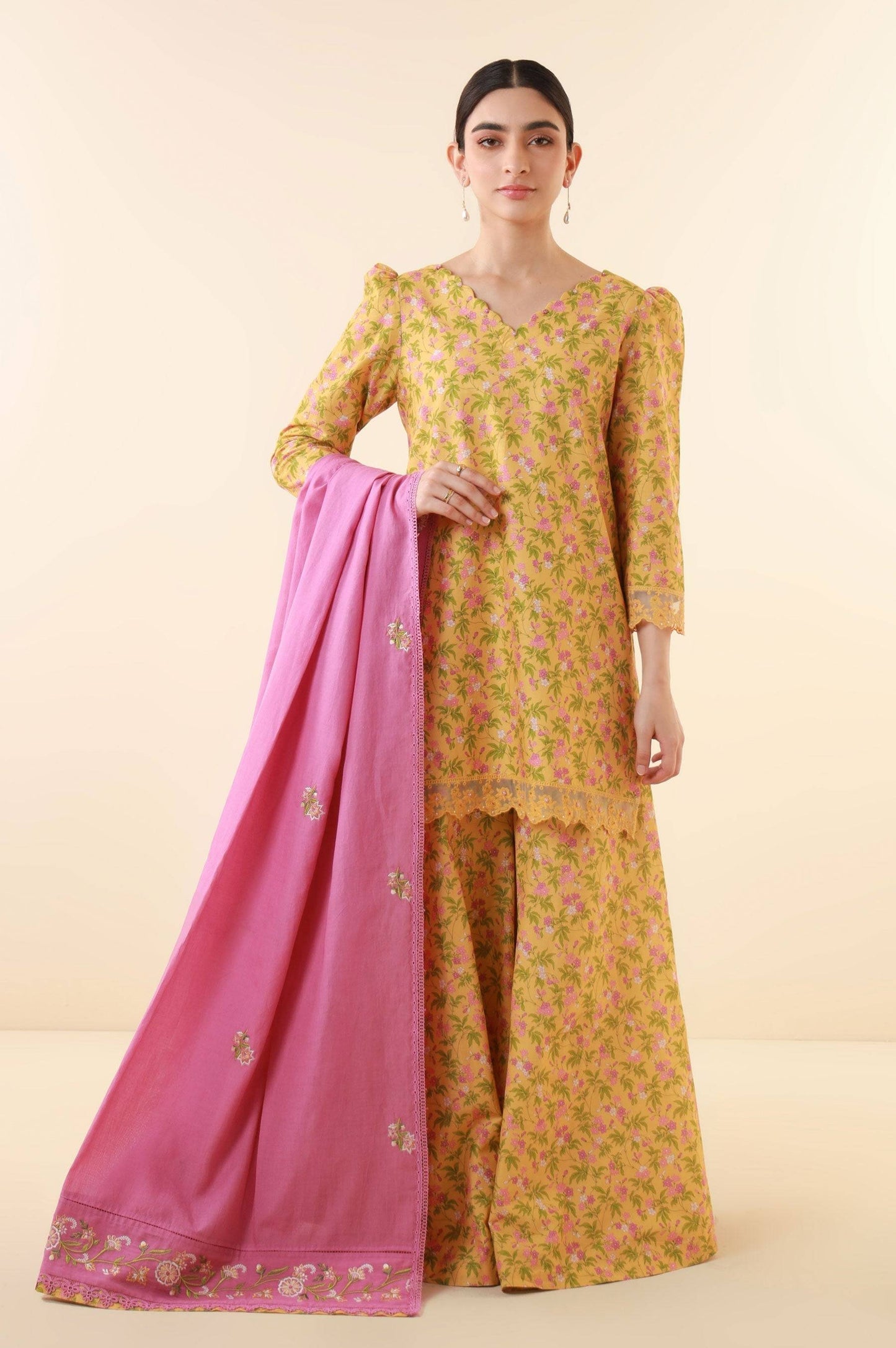 Zeen | Summer Collection 24 | 34228 - Pakistani Designer Dress - by Zeen | Type: Luxury - 100% Original at Saira Sultan