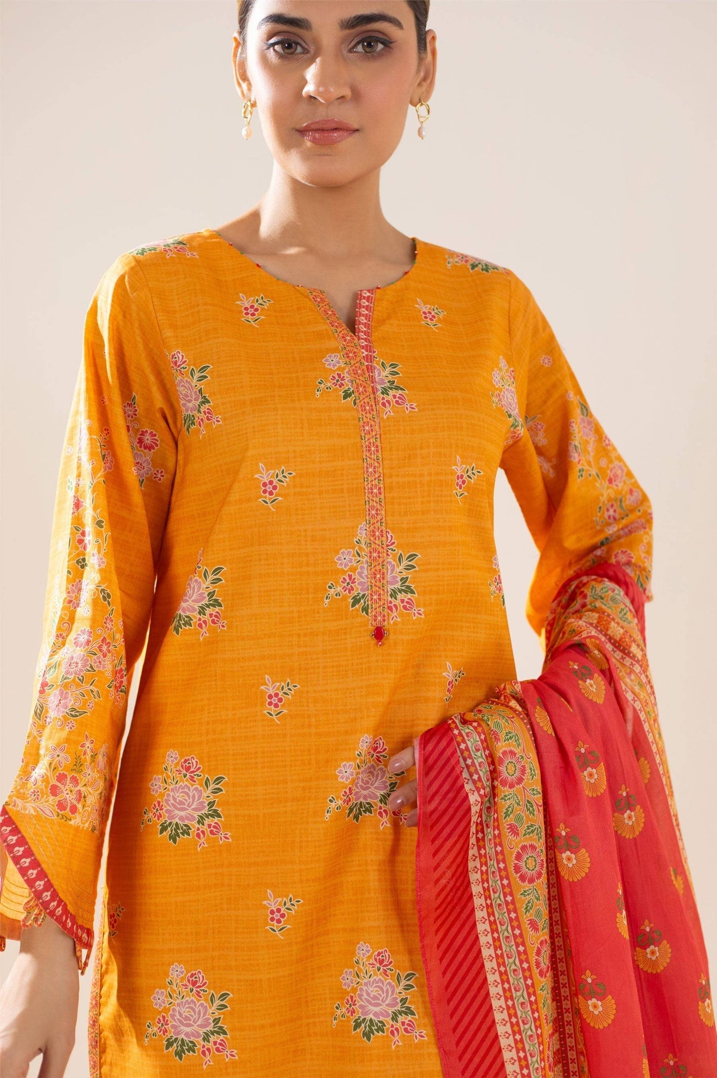 Zeen | Summer Collection 24 | 34231 - Pakistani Designer Dress - by Zeen | Type: Luxury - 100% Original at Saira Sultan
