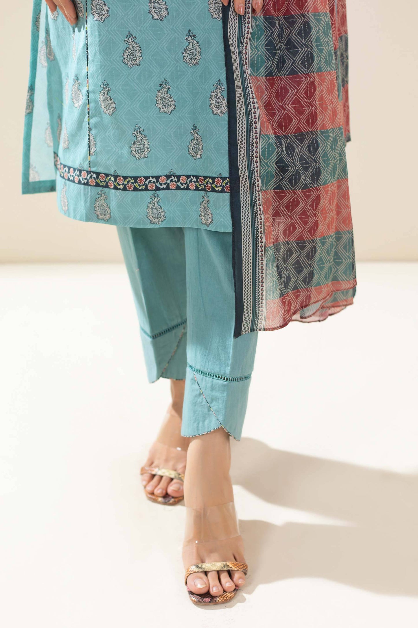 Zeen | Summer Collection 24 | 34233 - Pakistani Designer Dress - by Zeen | Type: Luxury - 100% Original at Saira Sultan