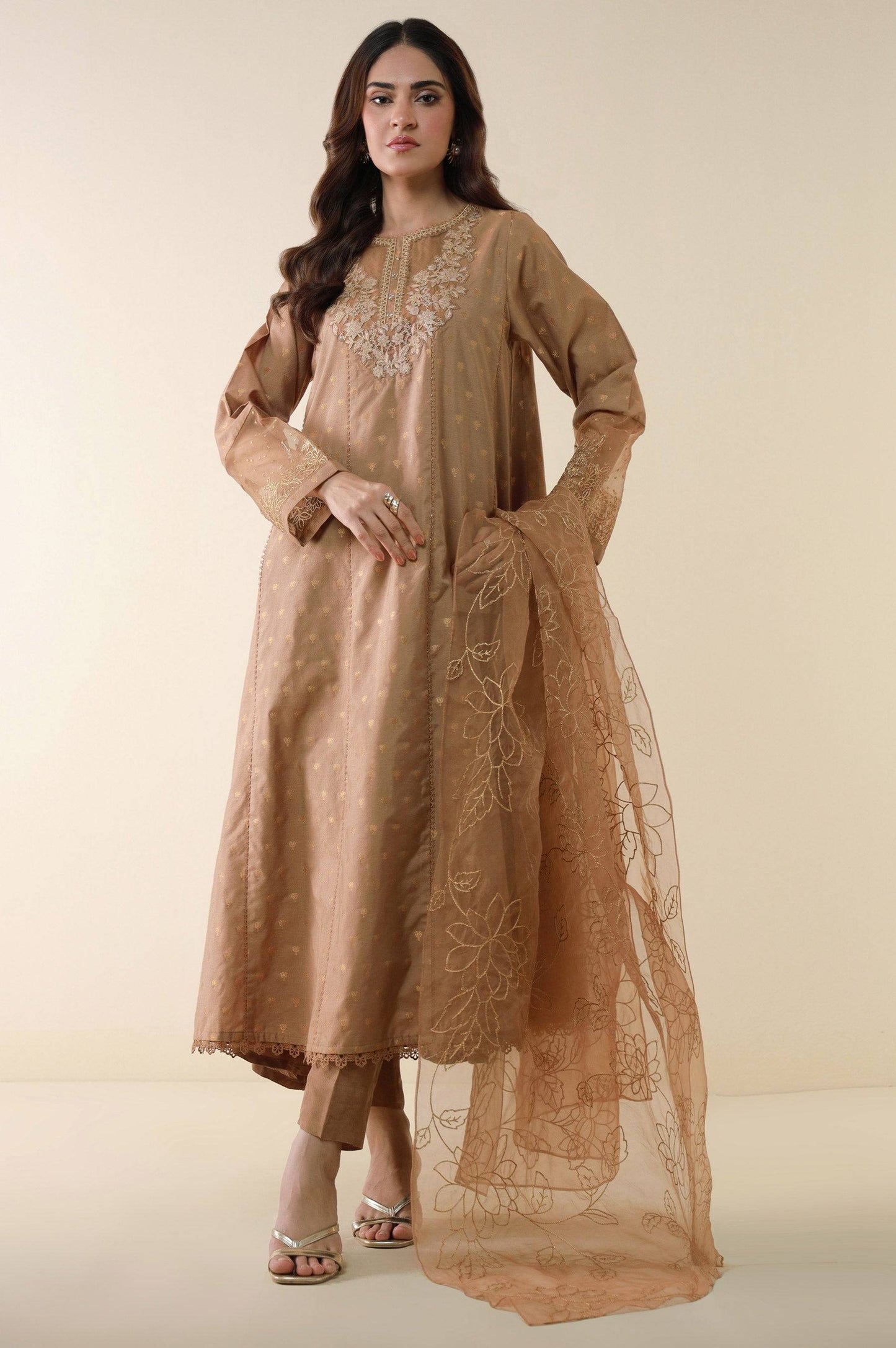Zeen | Summer Collection 24 | 34106 - Pakistani Designer Dress - by Zeen | Type: Luxury - 100% Original at Saira Sultan