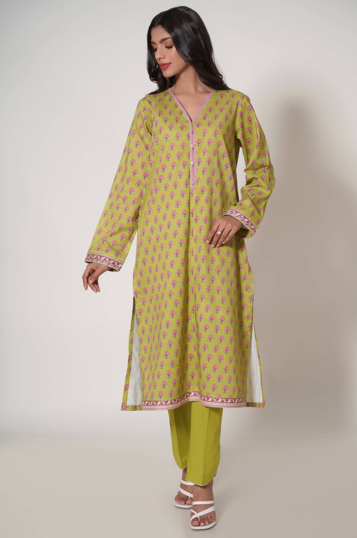 Zeen | Summer Collection 24 | 33625 - Pakistani Designer Dress - by Zeen | Type: Luxury - 100% Original at Saira Sultan